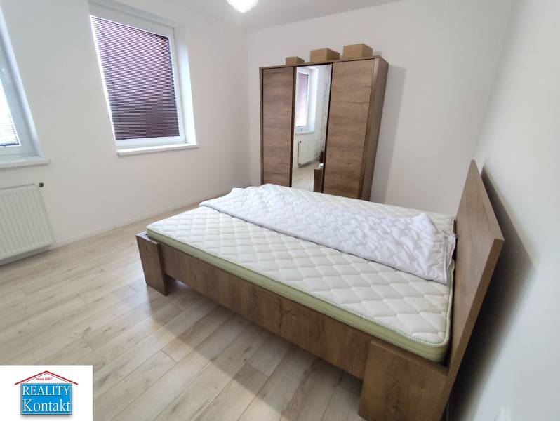 Kiadó 2 szobás lakás, 2 szobás lakás, Nové Zámky, Szlovákia