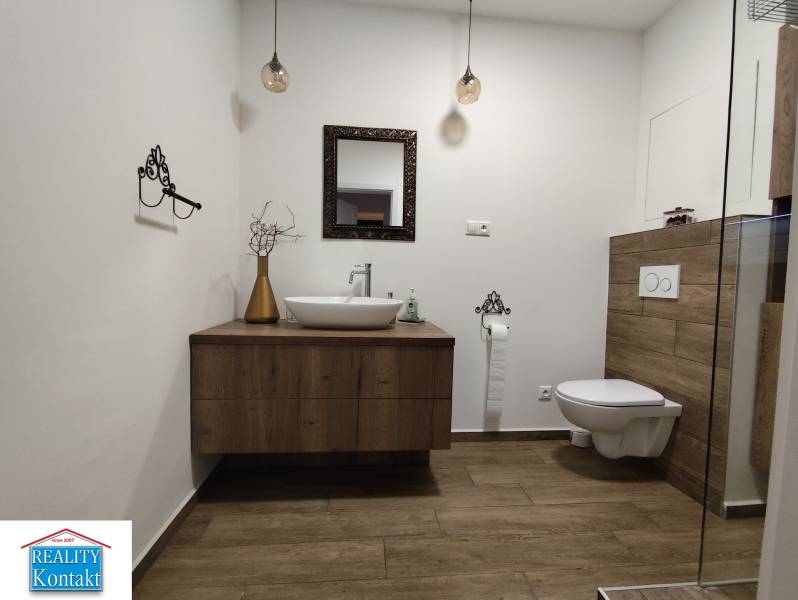 Kiadó 2 szobás lakás, 2 szobás lakás, Nové Zámky, Szlovákia