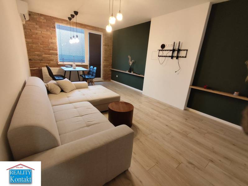 Kiadó 2 szobás lakás, 2 szobás lakás, Nové Zámky, Szlovákia