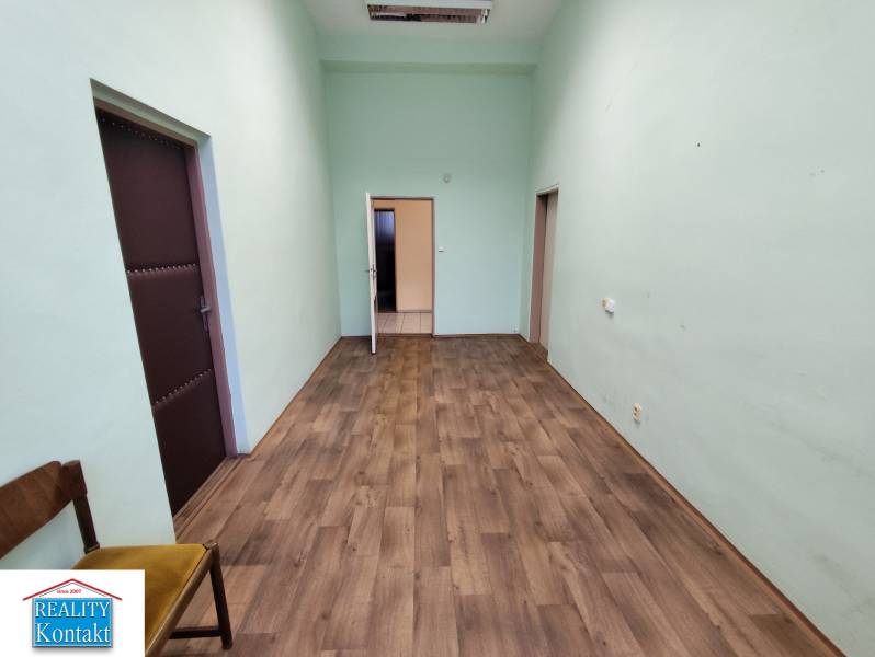 Kiadó Irodahelység, Irodahelység, Nové Zámky, Szlovákia