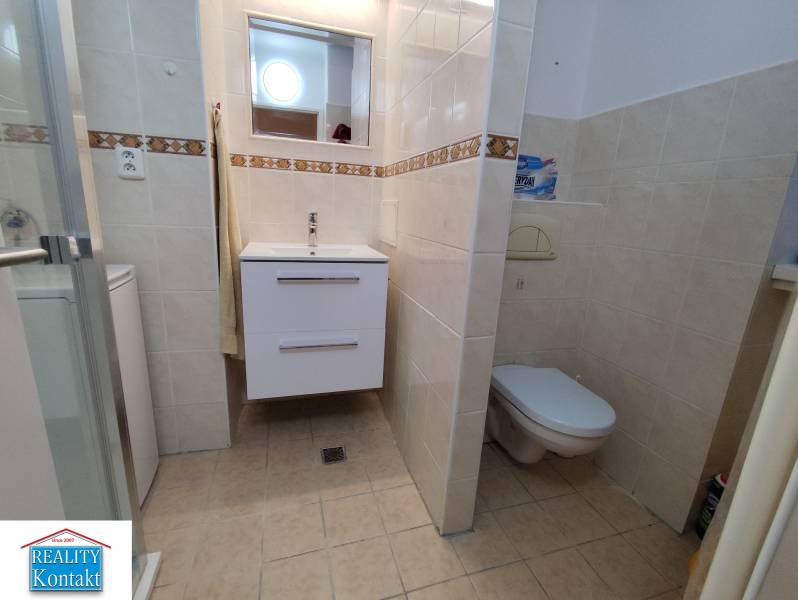 Kiadó 2 szobás lakás, 2 szobás lakás, Nové Zámky, Szlovákia