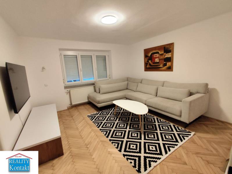 Kiadó 2 szobás lakás, 2 szobás lakás, Nové Zámky, Szlovákia