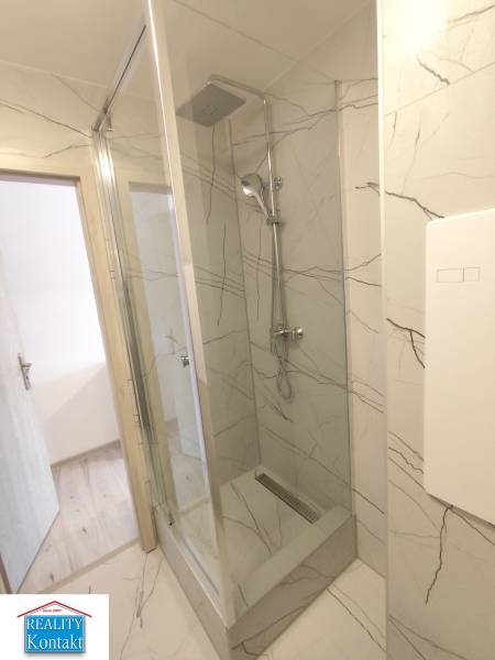 Kiadó 1 szobás lakás, 1 szobás lakás, Nové Zámky, Szlovákia