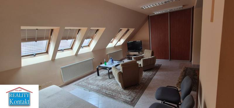 Kiadó Irodahelység, Irodahelység, Centrum, Nové Zámky, Szlovákia