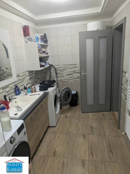 Kiadó 1 szobás lakás, 1 szobás lakás, Nové Zámky, Szlovákia