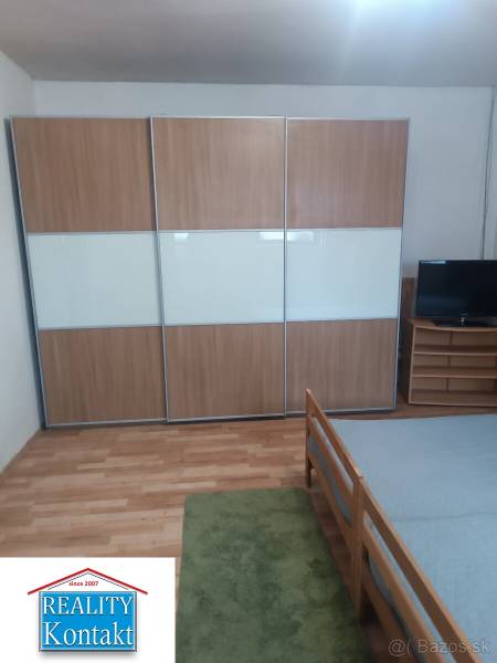 Kiadó 1 szobás lakás, 1 szobás lakás, Nové Zámky, Szlovákia