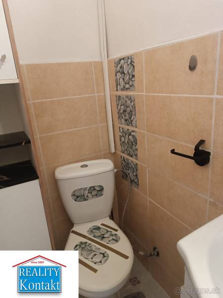 Kiadó 1 szobás lakás, 1 szobás lakás, Nové Zámky, Szlovákia