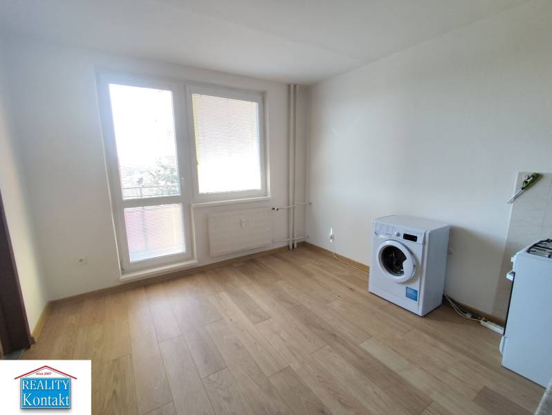 Kiadó 1 szobás lakás, 1 szobás lakás, Nové Zámky, Szlovákia