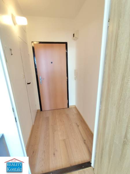 Kiadó 1 szobás lakás, 1 szobás lakás, Nové Zámky, Szlovákia