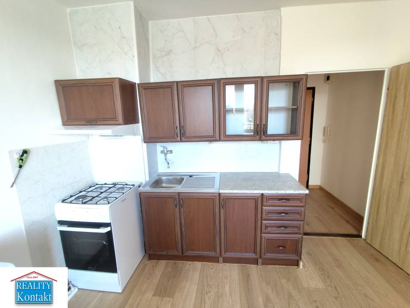 Kiadó 1 szobás lakás, 1 szobás lakás, Nové Zámky, Szlovákia