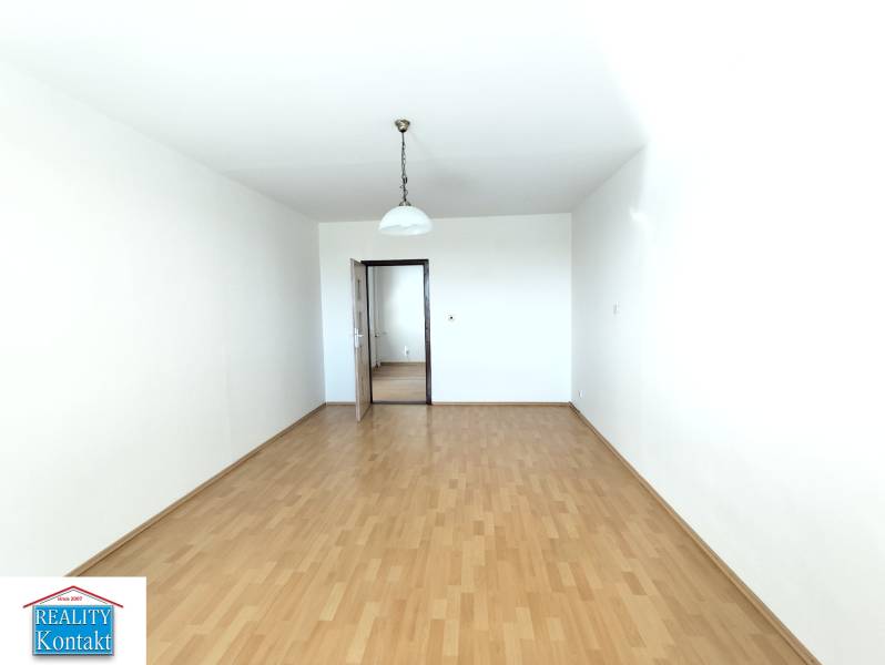 Kiadó 1 szobás lakás, 1 szobás lakás, Nové Zámky, Szlovákia