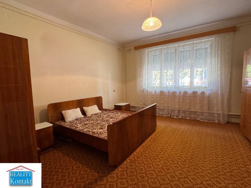 Eladó Családi ház, Családi ház, Hlavná, Nové Zámky, Szlovákia