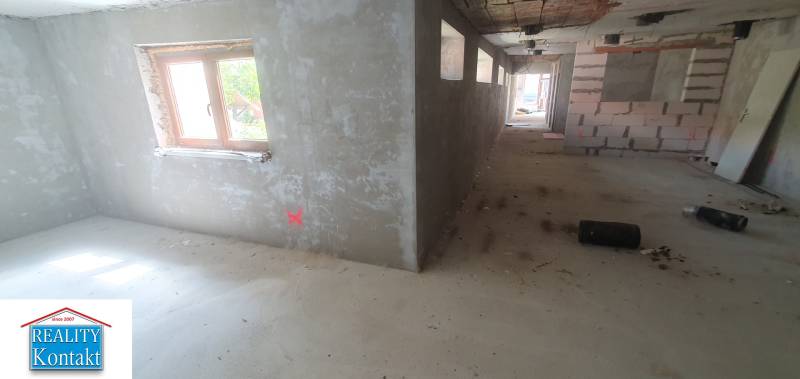 Eladó Üzlethelység, Üzlethelység, Bratov Baldigarovcov, Nové Zámky, Sz