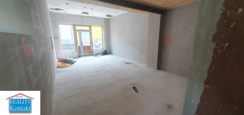 Eladó Üzlethelység, Üzlethelység, Bratov Baldigarovcov, Nové Zámky, Sz