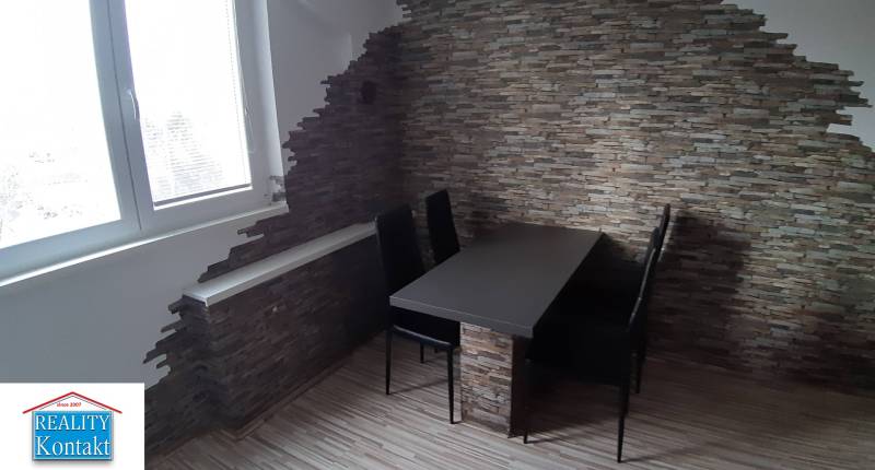 Kiadó 2 szobás lakás, 2 szobás lakás, Nové Zámky, Szlovákia