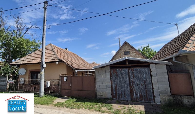 Eladó Családi ház, Családi ház, 377, Nové Zámky, Szlovákia