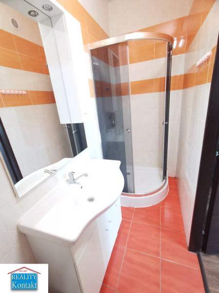 Kiadó 1 szobás lakás, 1 szobás lakás, Nové Zámky, Szlovákia