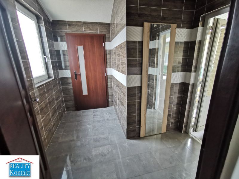 Kiadó 1 szobás lakás, 1 szobás lakás, Nové Zámky, Szlovákia