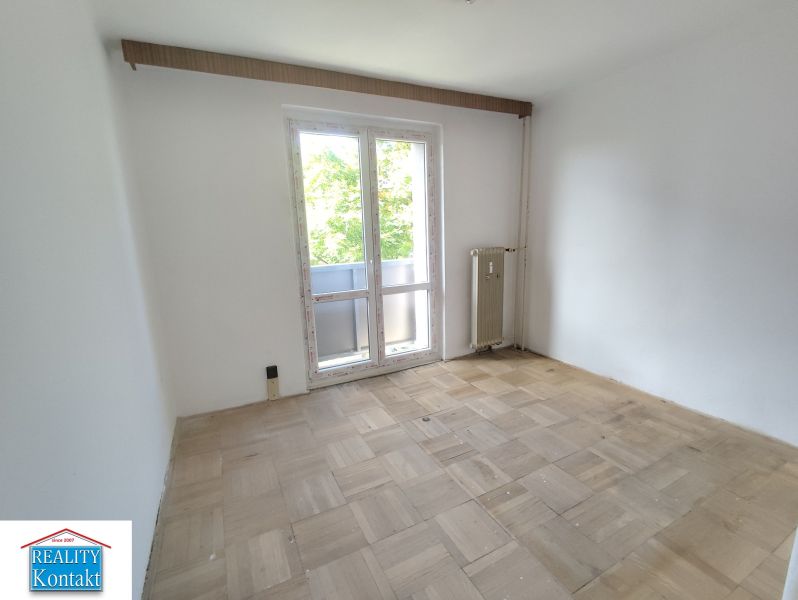 Eladó 3 szobás lakás, 3 szobás lakás, Nové Zámky, Szlovákia