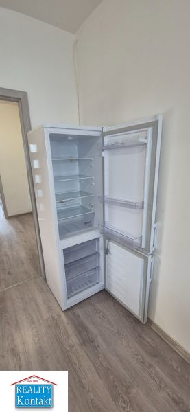 Kiadó 1 szobás lakás, 1 szobás lakás, Nové Zámky, Szlovákia