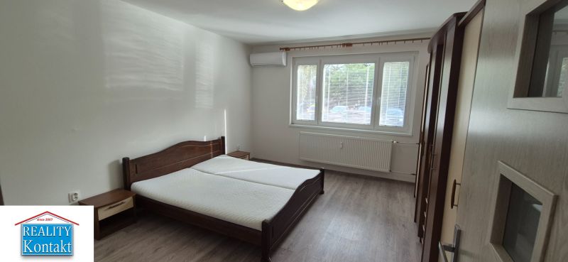 Kiadó 1 szobás lakás, 1 szobás lakás, Nové Zámky, Szlovákia