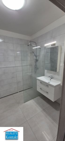 Kiadó 1 szobás lakás, 1 szobás lakás, Nové Zámky, Szlovákia