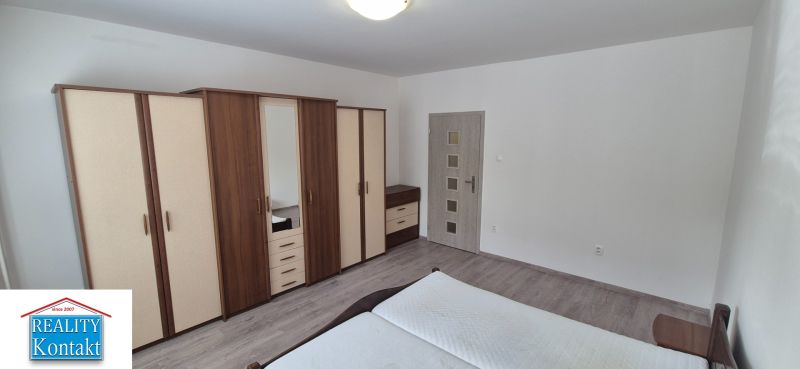 Kiadó 1 szobás lakás, 1 szobás lakás, Nové Zámky, Szlovákia