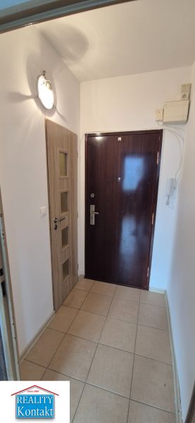 Kiadó 1 szobás lakás, 1 szobás lakás, Nové Zámky, Szlovákia