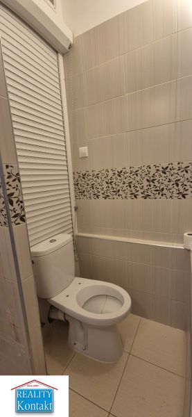 Kiadó 1 szobás lakás, 1 szobás lakás, Nové Zámky, Szlovákia