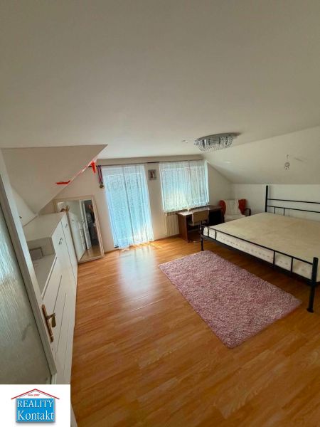 Eladó Családi ház, Családi ház, Cintorínska, Nové Zámky, Szlovákia