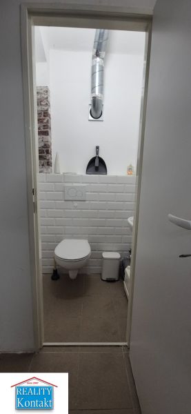 Kiadó Üzlethelység, Üzlethelység, Centrum, Nové Zámky, Szlovákia