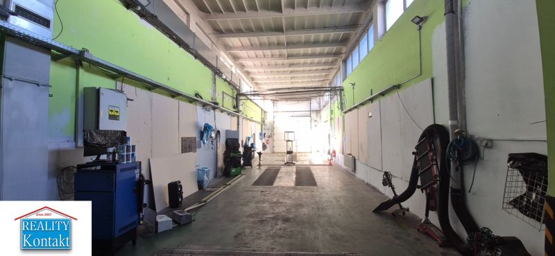 *ELADÓ: Nagy méretű keresked.komplexum 3350 m²-es telekkel Nové Zámky