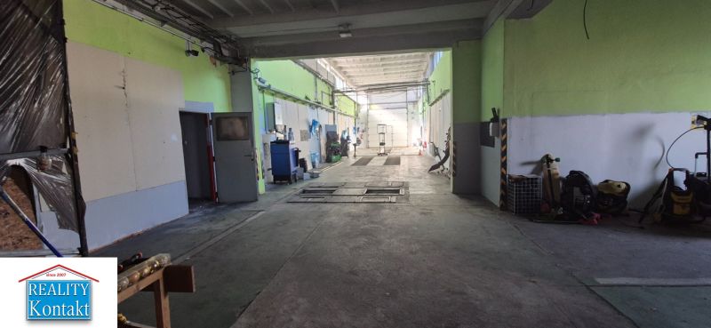 *ELADÓ: Nagy méretű keresked.komplexum 3350 m²-es telekkel Nové Zámky