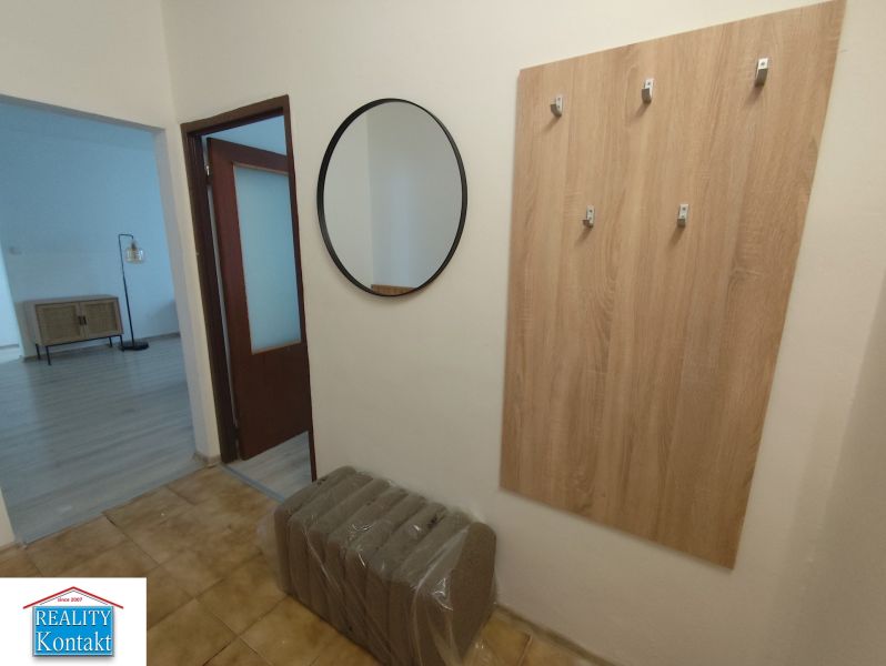 Kiadó 2 szobás lakás, 2 szobás lakás, Nové Zámky, Szlovákia