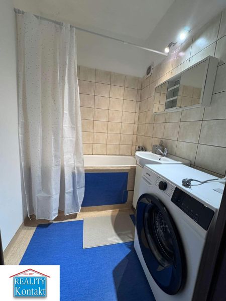 Kiadó 2 szobás lakás, 2 szobás lakás, Nové Zámky, Szlovákia