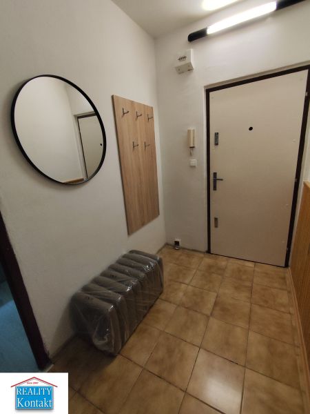 Kiadó 2 szobás lakás, 2 szobás lakás, Nové Zámky, Szlovákia
