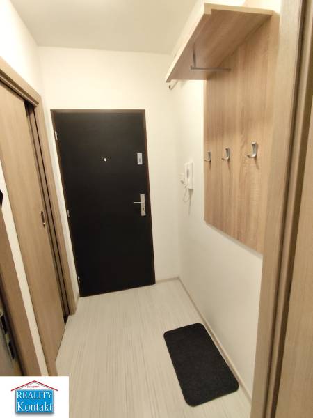 Kiadó Garzonlakás, Garzonlakás, Nové Zámky, Szlovákia