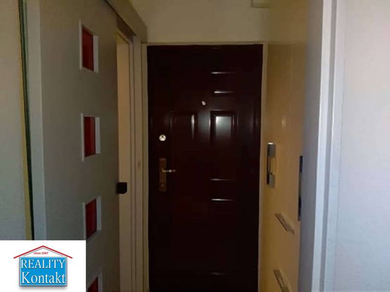 Kiadó 1 szobás lakás, 1 szobás lakás, Nové Zámky, Szlovákia