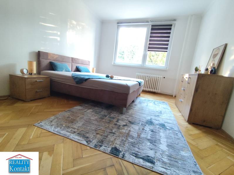 Kiadó 1 szobás lakás, 1 szobás lakás, Nové Zámky, Szlovákia