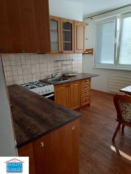 Kiadó 2 szobás lakás, 2 szobás lakás, Nové Zámky, Szlovákia