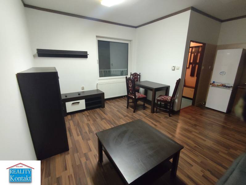 Kiadó 2 szobás lakás, 2 szobás lakás, Nové Zámky, Szlovákia